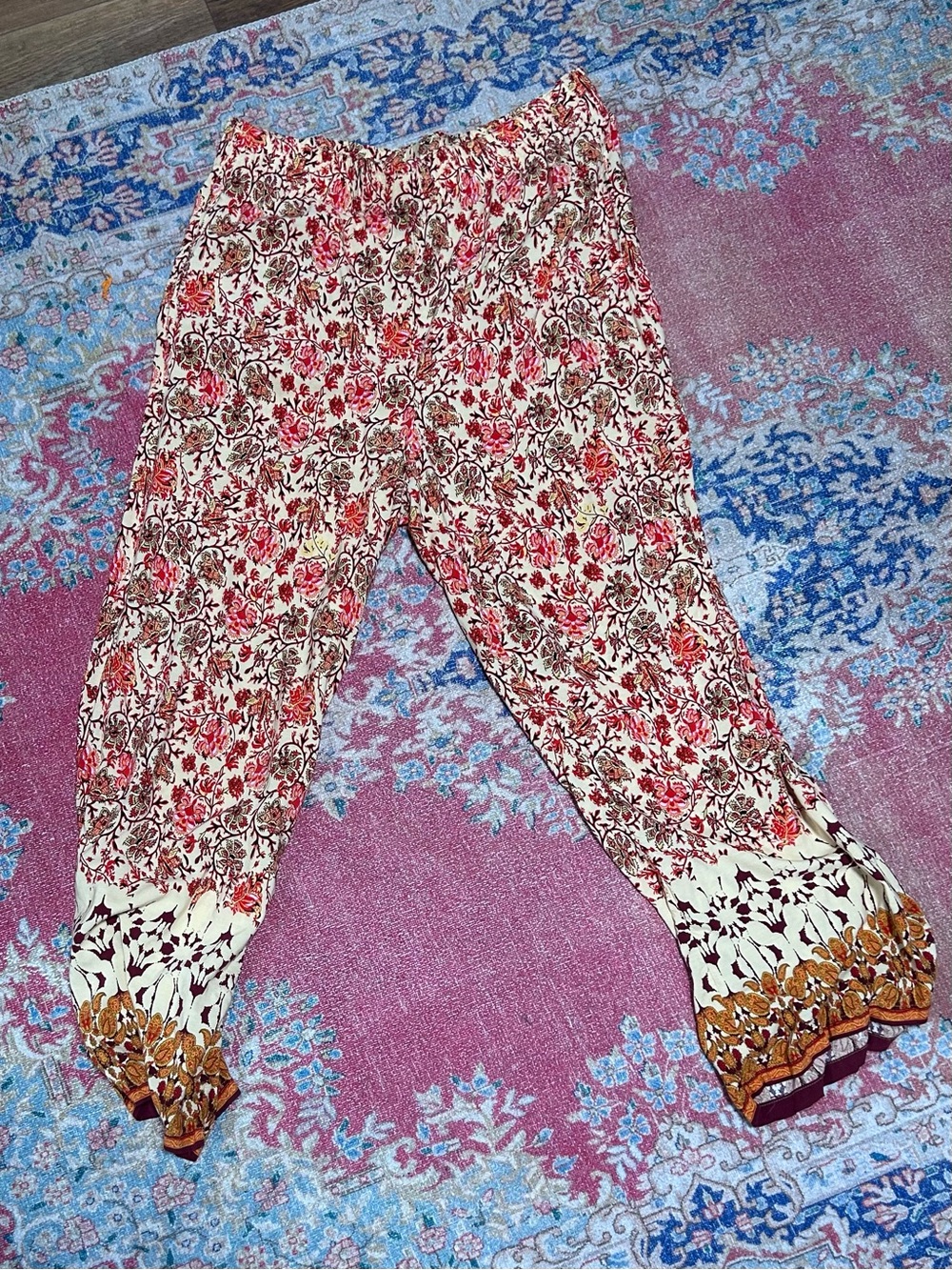 Joie Floral-Print Elastic Waist Pants in Red and Cream